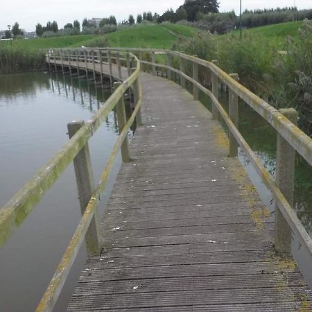 Luxueuze Stacaravan In Bredene Met Eigen Terras En Tuintje 外观 照片