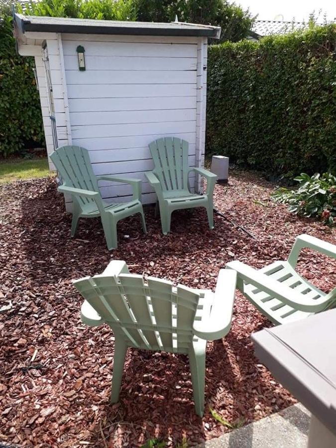 Luxueuze Stacaravan In Bredene Met Eigen Terras En Tuintje 外观 照片